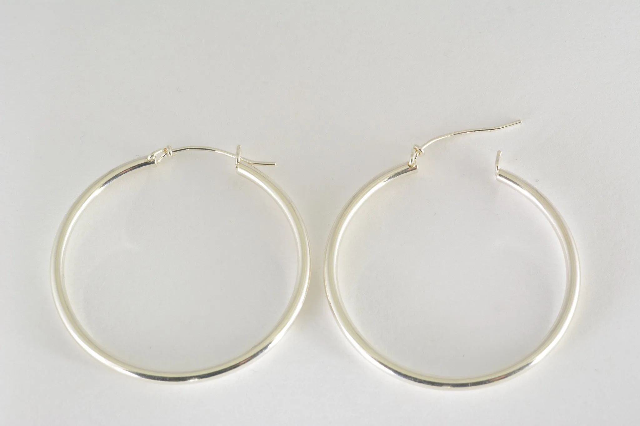 Hoop Earrings v-notch, Large