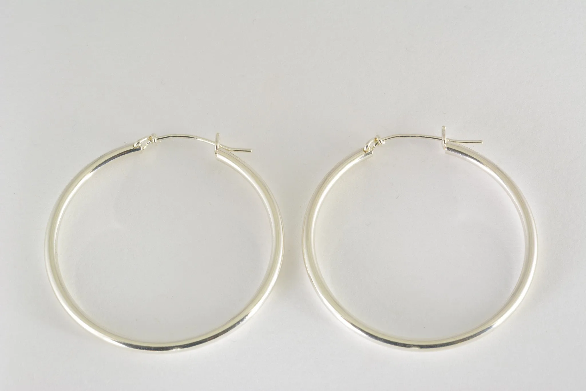 Hoop Earrings v-notch, Large