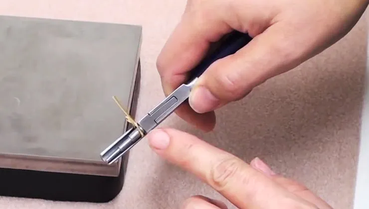 How to Make a Simple Hook Clasp