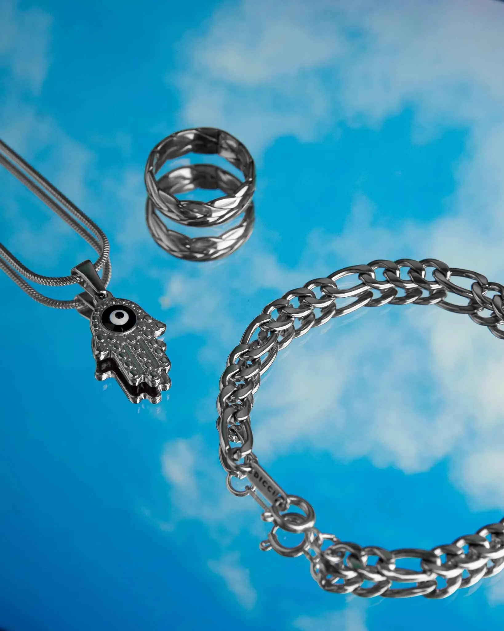 Thin Figaro 3x1 Chain Bracelet